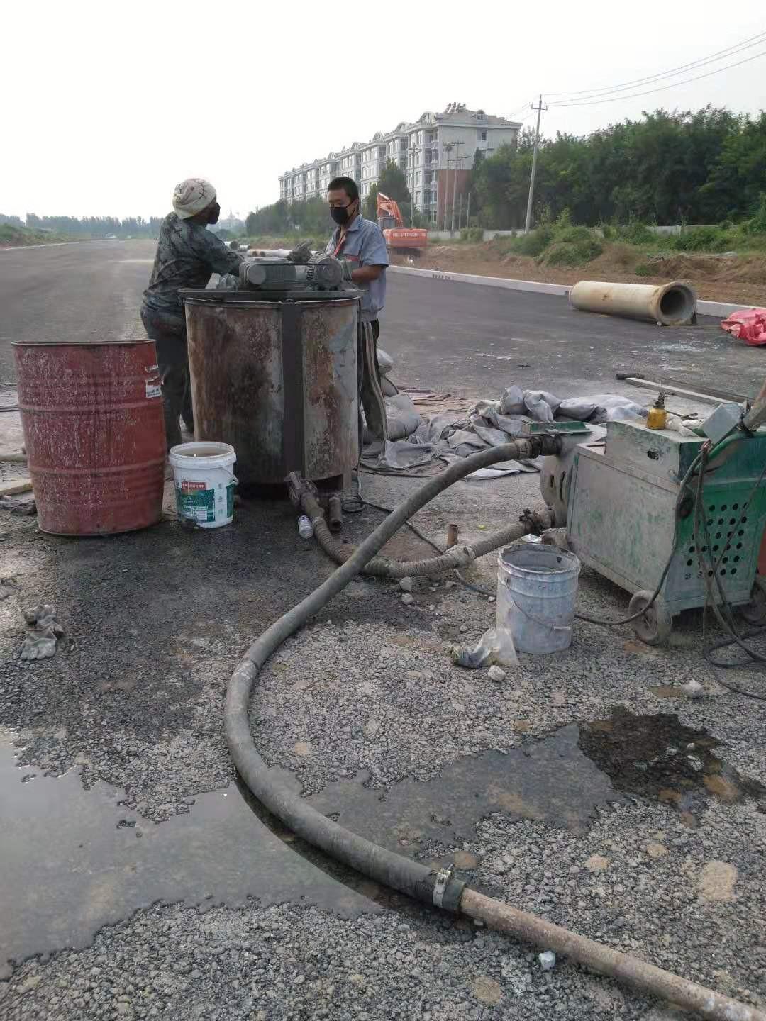 沿滩进行地基基础加固的原因和方法都有哪些呢？